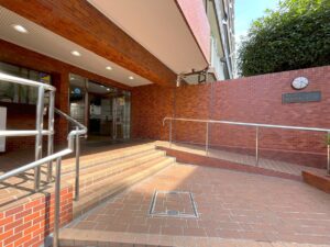 マンション中落合ガーデニア エントランス写真